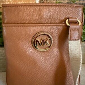 Michael Kors crossbody purse